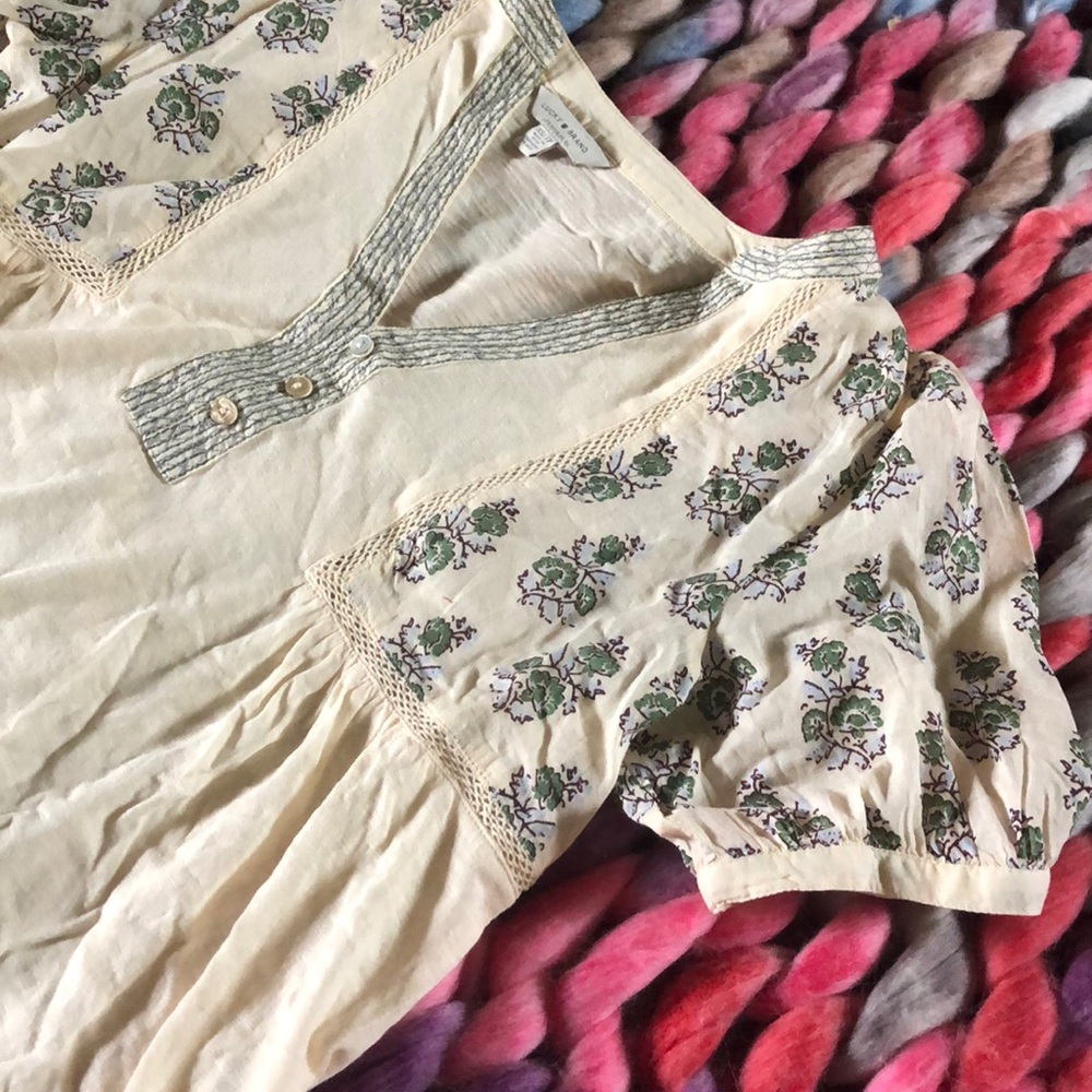 Simple Dainty Top